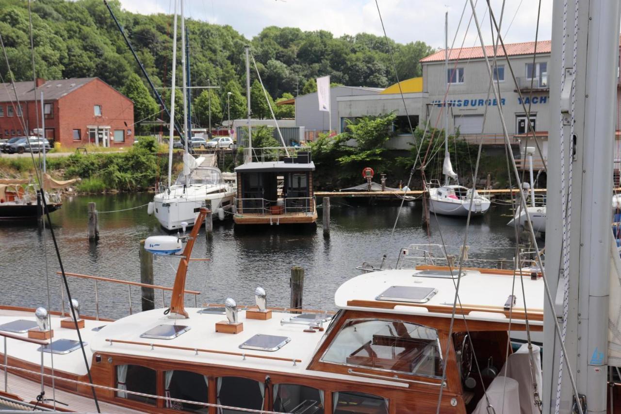 Hausboot Lina In Flensburg Hotel Buitenkant foto