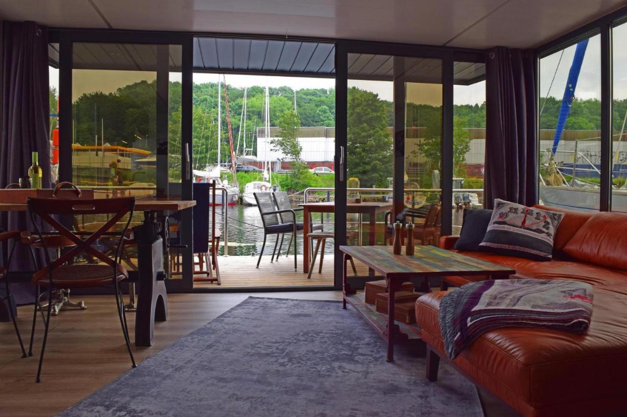 Hausboot Lina In Flensburg Hotel Buitenkant foto